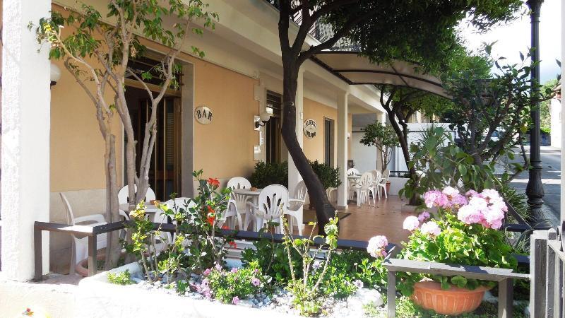 Delfino Otel Marina di Camerota Dış mekan fotoğraf