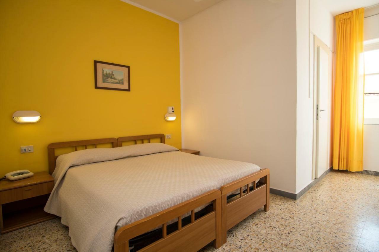 Delfino Otel Marina di Camerota Dış mekan fotoğraf